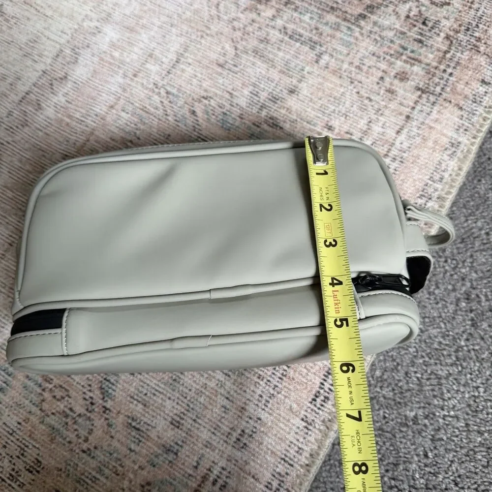MVST The Toiletry Bag In Grey Beige EXCELLENT Condition MSRP $95